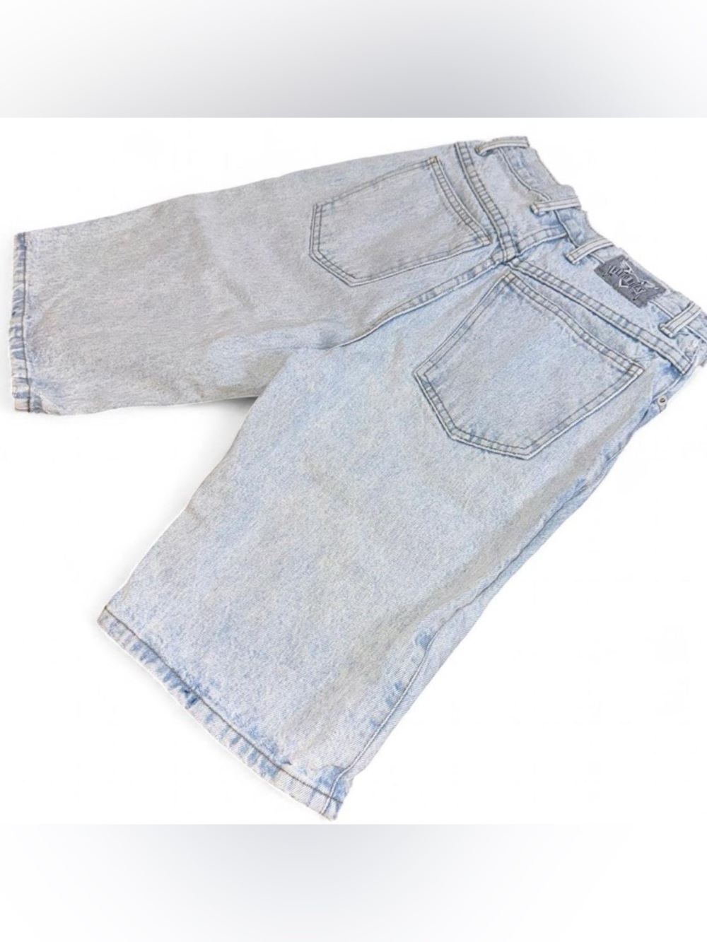 Vintage 90s Fluid Blues Light blue denim long baggy shorts - Picture 2 of 8